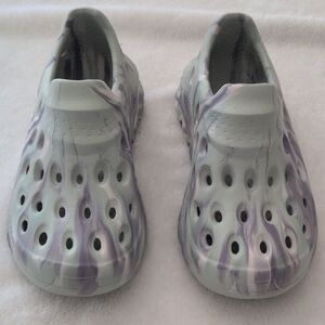 Womans Skechers Go Foam Arch Fit, Size 6
